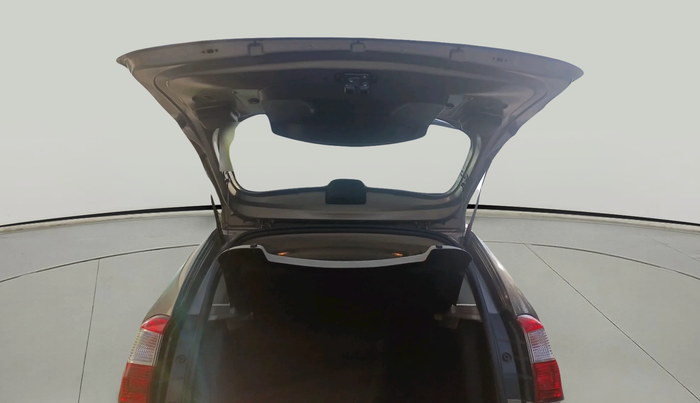 2018 Nissan Terrano XL (P), Petrol, Manual, 1,18,038 km, exterior