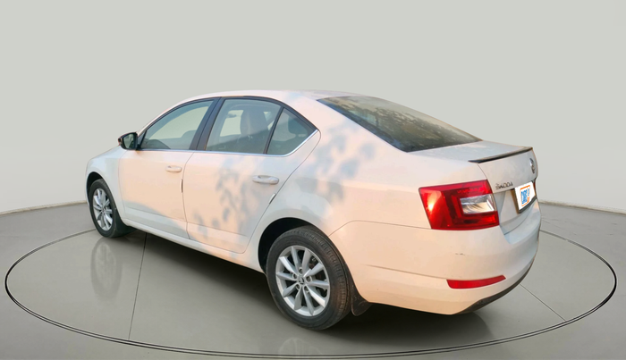 2015 Skoda Octavia ELEGANCE 1.8 TSI AT, Petrol, Automatic, 1,06,298 km, exterior