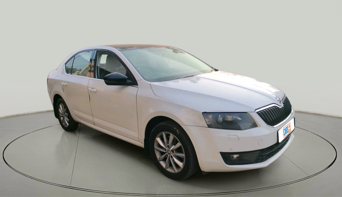 2015 Skoda Octavia ELEGANCE 1.8 TSI AT, Petrol, Automatic, 1,06,298 km, exterior