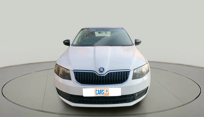 2015 Skoda Octavia ELEGANCE 1.8 TSI AT, Petrol, Automatic, 1,06,298 km, exterior