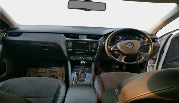 2015 Skoda Octavia ELEGANCE 1.8 TSI AT, Petrol, Automatic, 1,06,298 km, interior