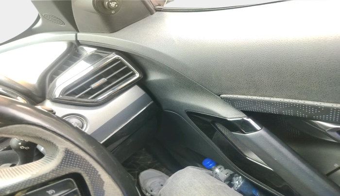 2021 Tata Harrier XZA PLUS 2.0L DARK EDITION, Diesel, Automatic, 1,15,143 km, interior