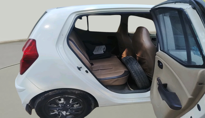 2013 Hyundai i10 ERA 1.1, Petrol, Manual, 76,586 km, interior