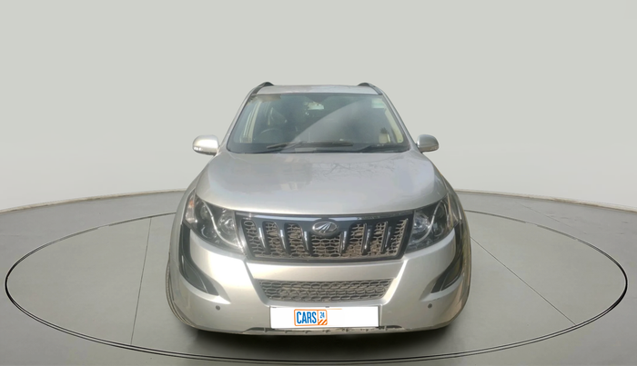 2016 Mahindra XUV500 W6 AT, Diesel, Automatic, 57,422 km, exterior