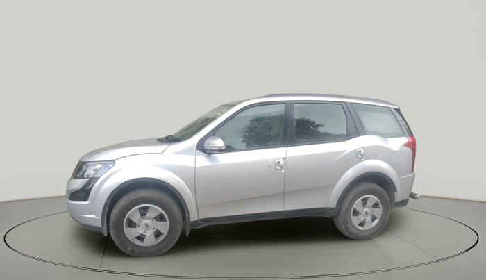 2016 Mahindra XUV500 W6 AT, Diesel, Automatic, 57,422 km, exterior