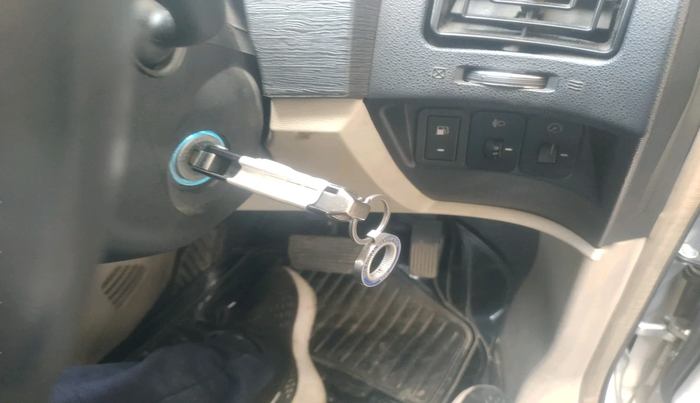 2016 Mahindra XUV500 W6 AT, Diesel, Automatic, 57,422 km, interior