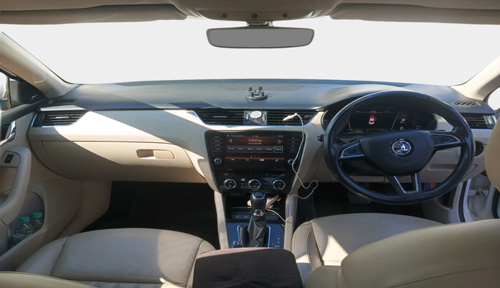 2018 Skoda Octavia L&K 1.8 TSI AT, Petrol, Automatic, 91,305 km, interior