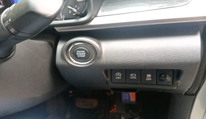 2022 Maruti XL6 ALPHA AT, Petrol, Automatic, 15,415 km, interior