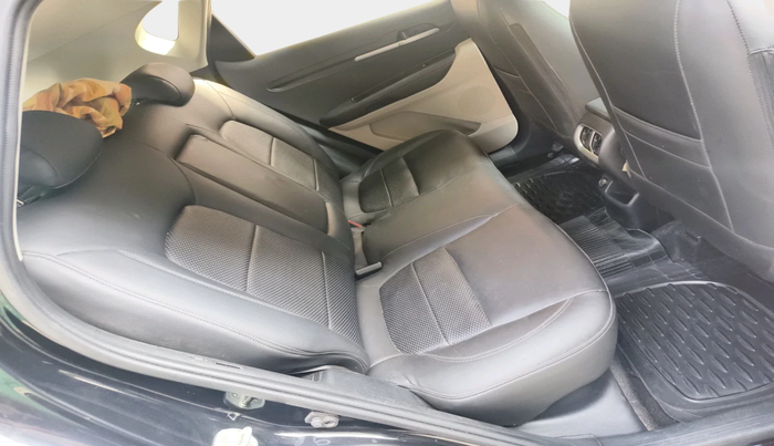 2021 KIA SONET HTX 1.0 IMT, Petrol, Manual, 24,507 km, interior