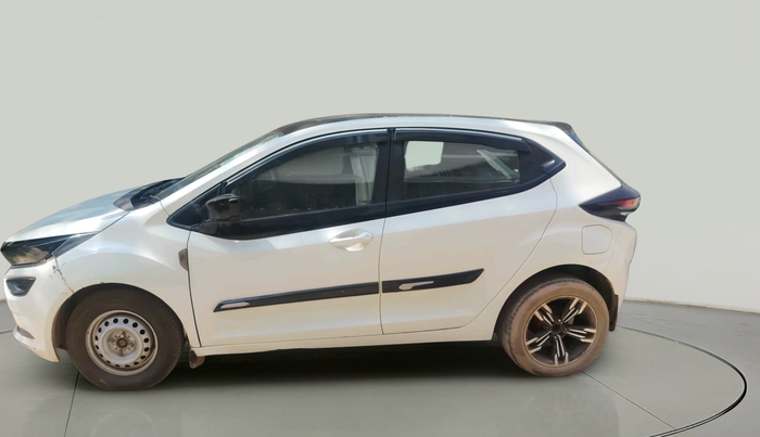 2020 Tata ALTROZ XE DIESEL, Diesel, Manual, 62,575 km, exterior