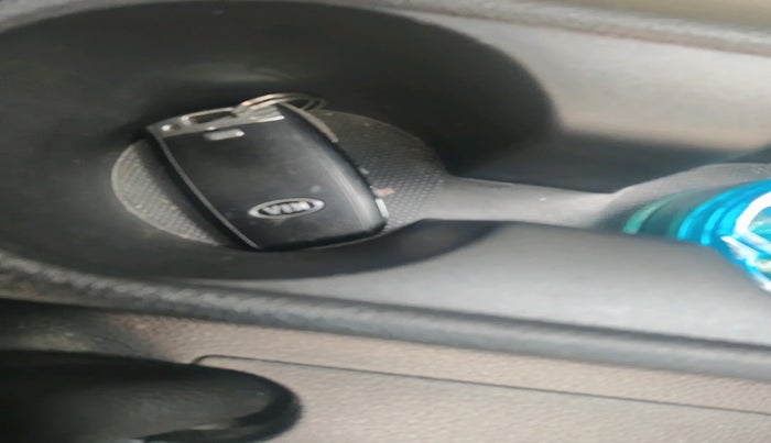 2020 KIA SELTOS HTX 1.5 PETROL, Petrol, Manual, 36,560 km, interior