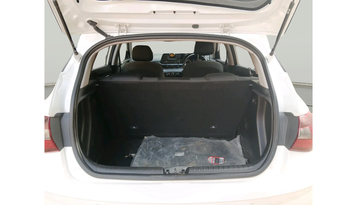 2023 Hyundai NEW I20 MAGNA 1.2 MT, Petrol, Manual, 23,270 km, exterior