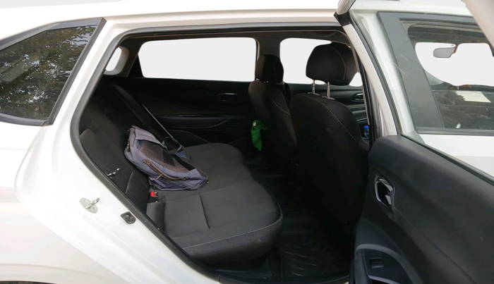 2023 Hyundai NEW I20 MAGNA 1.2 MT, Petrol, Manual, 23,270 km, interior