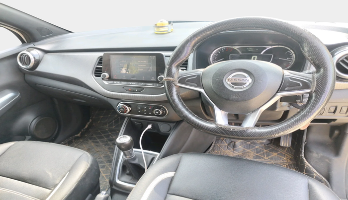 2019 Nissan Kicks XV 1.5, Petrol, Manual, 53,701 km, interior