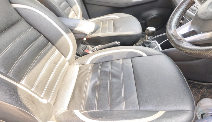 2019 Nissan Kicks XV 1.5, Petrol, Manual, 53,701 km, interior