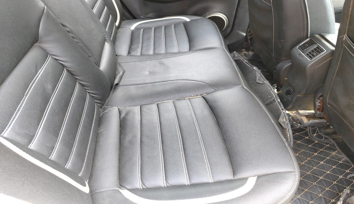 2019 Nissan Kicks XV 1.5, Petrol, Manual, 53,701 km, interior