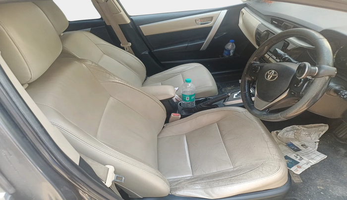 2015 Toyota Corolla Altis VL CVT PETROL, Petrol, Automatic, 1,18,581 km, interior