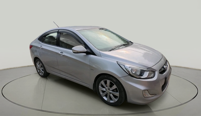 2012 Hyundai Verna FLUIDIC 1.6 CRDI SX, Diesel, Manual, 1,39,820 km, exterior