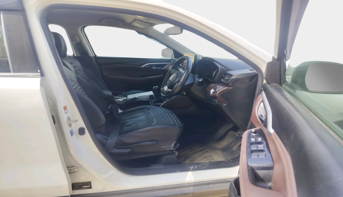 2024 Maruti Grand Vitara ZETA CNG, Petrol, Manual, 70,154 km, interior