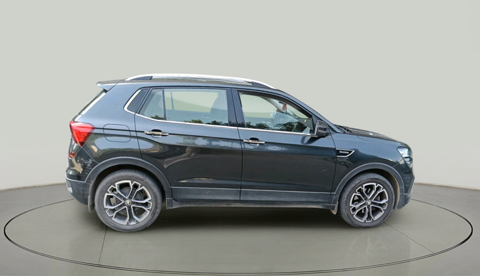 2022 Skoda KUSHAQ STYLE 1.5L TSI DSG, Petrol, Automatic, 35,974 km, exterior