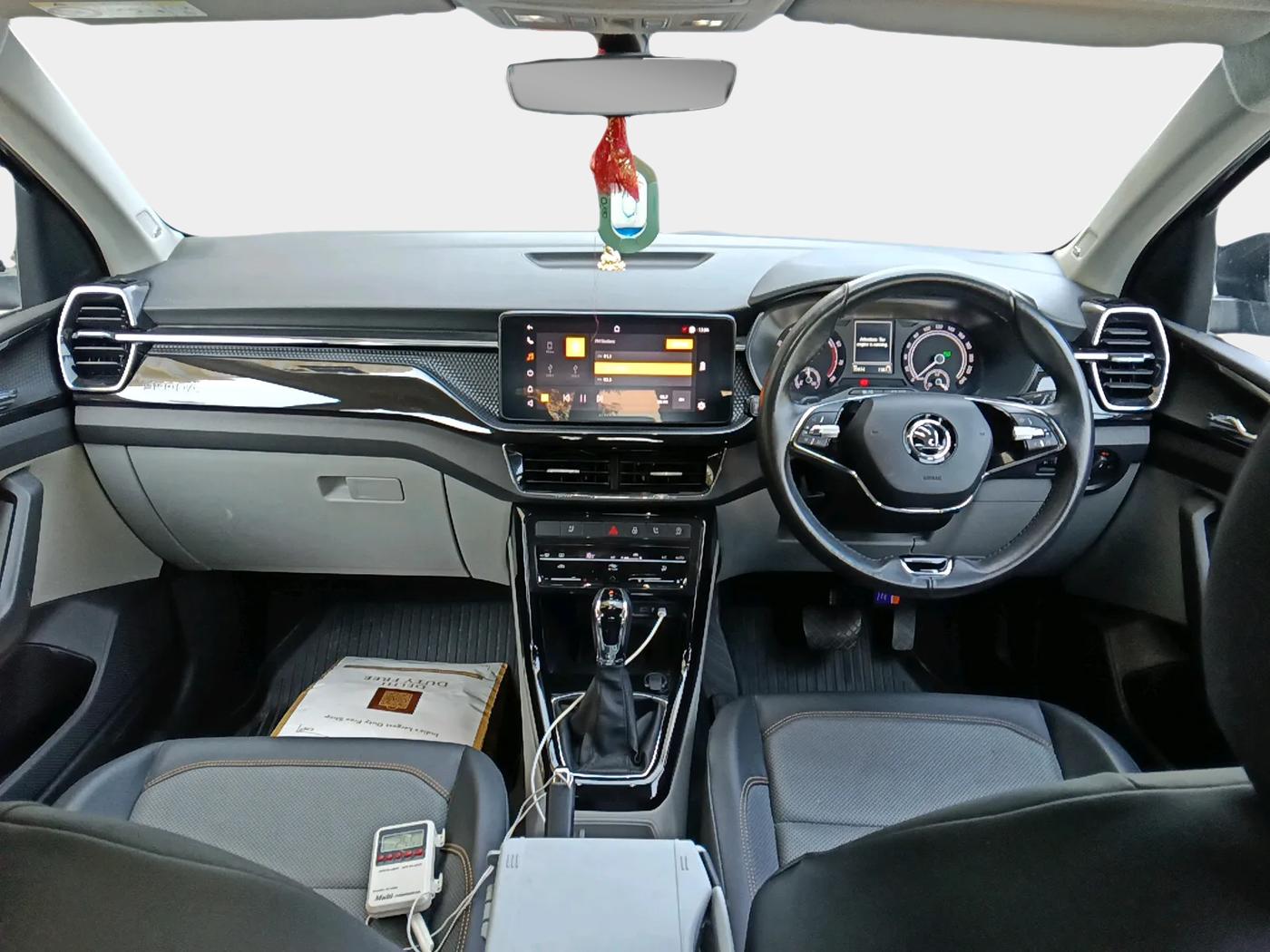 2022 Skoda KUSHAQ STYLE 1.5L TSI DSG, Petrol, Automatic, 35,974 km, interior