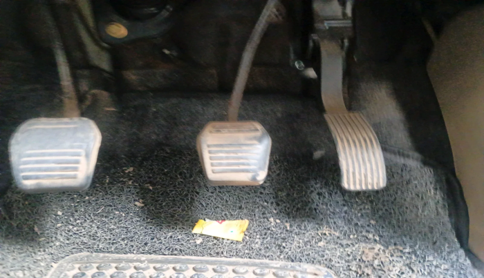 2016 Mahindra TUV300 T8, Diesel, Manual, 1,13,304 km, interior