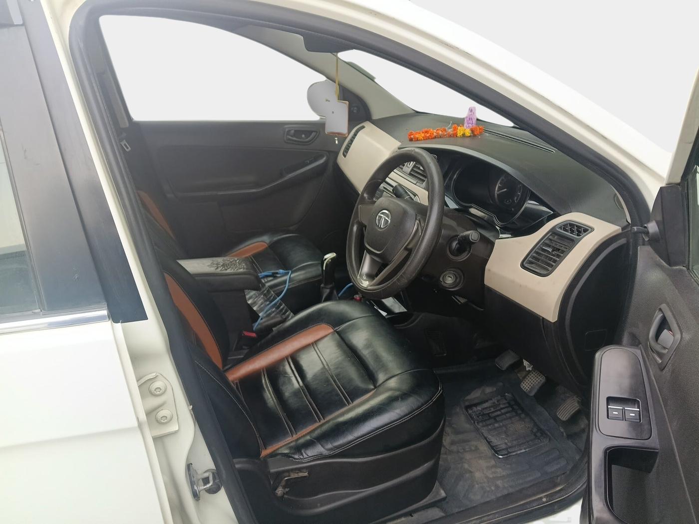 2016 Tata Zest XE 75PS DIESEL, Diesel, Manual, 1,34,585 km, interior