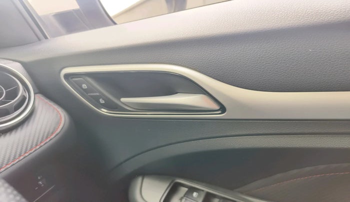 2024 MG ZS EV Excite Pro, Electric, Automatic, 35,917 km, interior