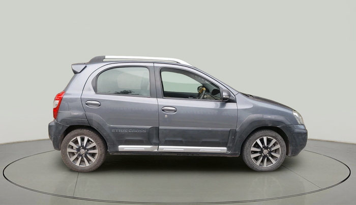 2014 Toyota Etios CROSS 1.5 V, Petrol, Manual, 66,337 km, exterior