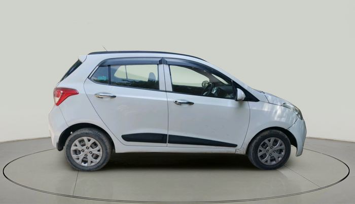 2015 Hyundai Grand i10 SPORTZ 1.2 KAPPA VTVT, Petrol, Manual, 2,00,819 km, exterior
