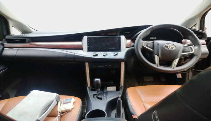 2017 Toyota Innova Crysta 2.8 GX AT 7 STR, Diesel, Automatic, 2,05,233 km, interior