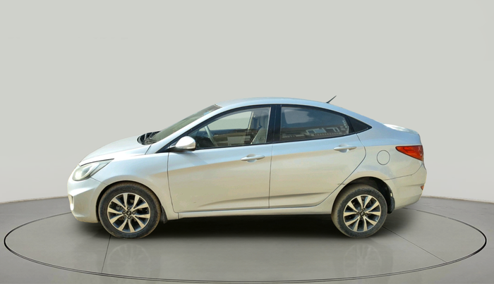 2013 Hyundai Verna FLUIDIC 1.6 VTVT SX, Petrol, Manual, 1,46,903 km, exterior