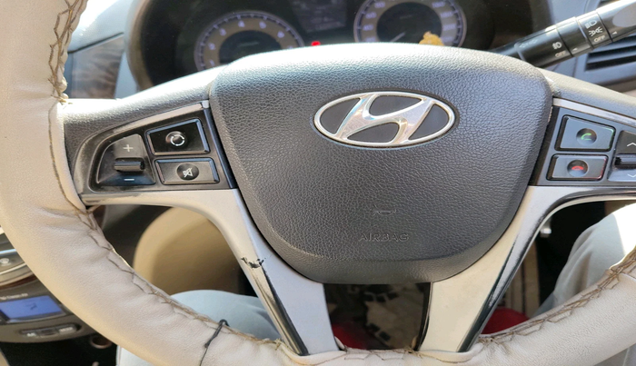 2013 Hyundai Verna FLUIDIC 1.6 VTVT SX, Petrol, Manual, 1,46,903 km, interior