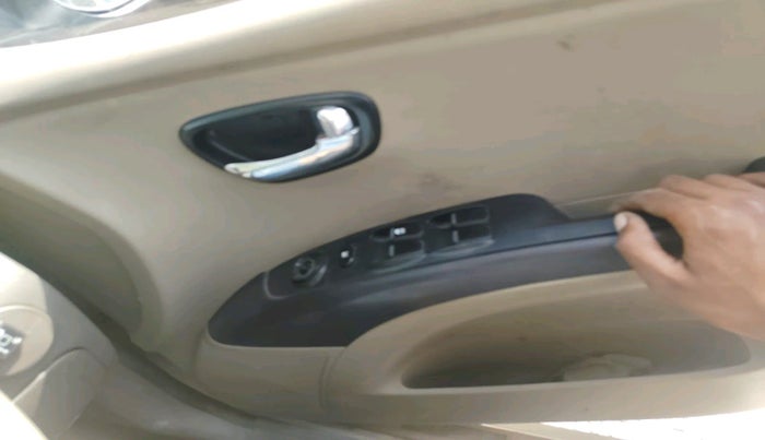 2010 Hyundai i10 SPORTZ 1.2, Petrol, Manual, 1,17,821 km, interior