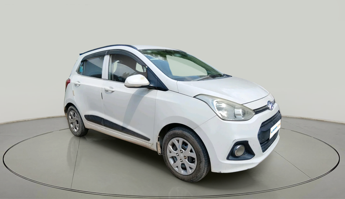 2016 Hyundai Grand i10 SPORTZ 1.2 KAPPA VTVT, Petrol, Manual, 1,46,033 km, exterior