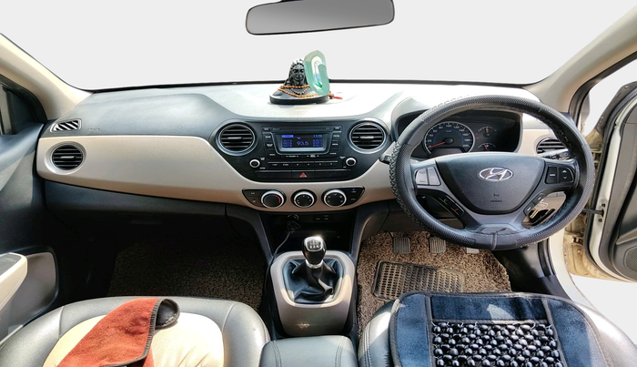 2016 Hyundai Grand i10 SPORTZ 1.2 KAPPA VTVT, Petrol, Manual, 1,46,033 km, interior