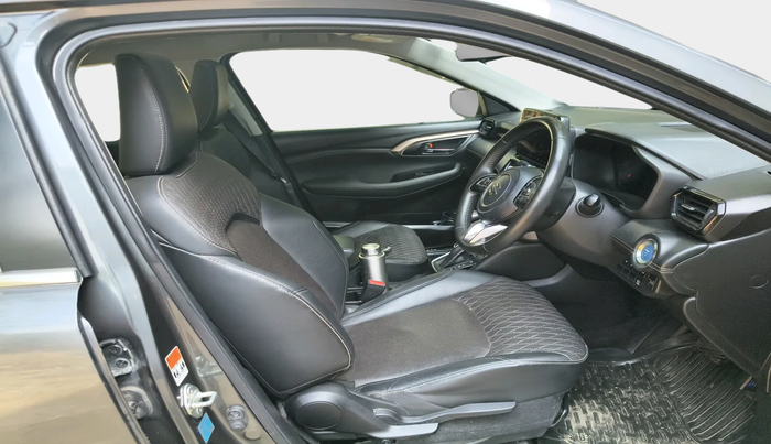 2022 Maruti Grand Vitara ALPHA PLUS HYBRID ECVT, Hybrid, Automatic, 61,282 km, interior