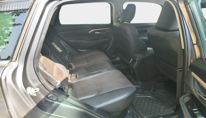 2022 Maruti Grand Vitara ALPHA PLUS HYBRID ECVT, Hybrid, Automatic, 61,282 km, interior
