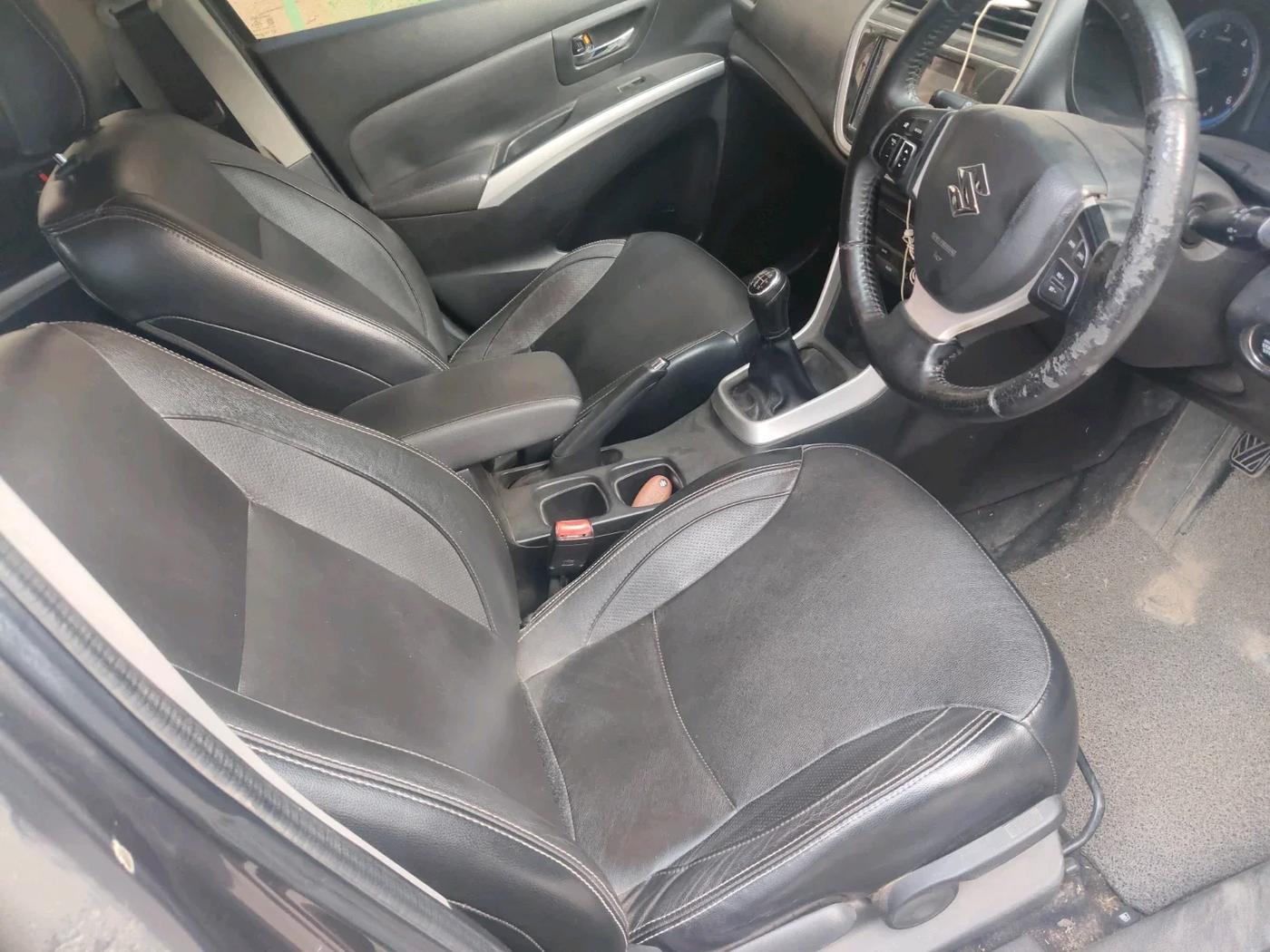 2015 Maruti S Cross ALPHA 1.3, Diesel, Manual, 2,01,509 km, interior