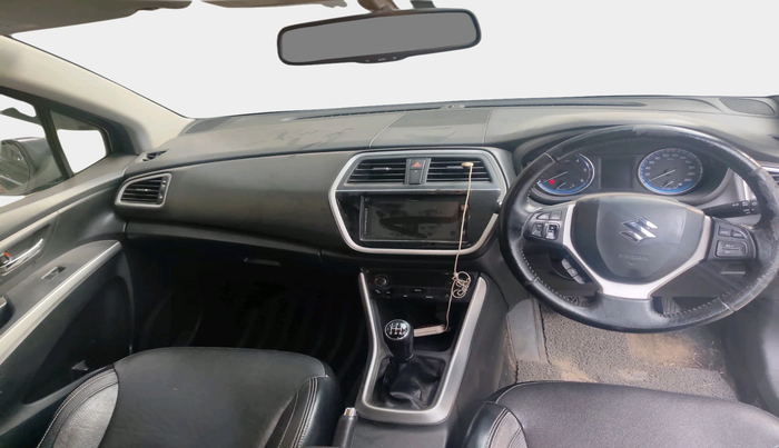 2015 Maruti S Cross ALPHA 1.3, Diesel, Manual, 2,01,509 km, interior