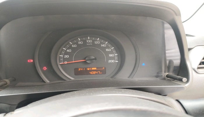 2021 Maruti Swift LXI, Petrol, Manual, 40,847 km, interior