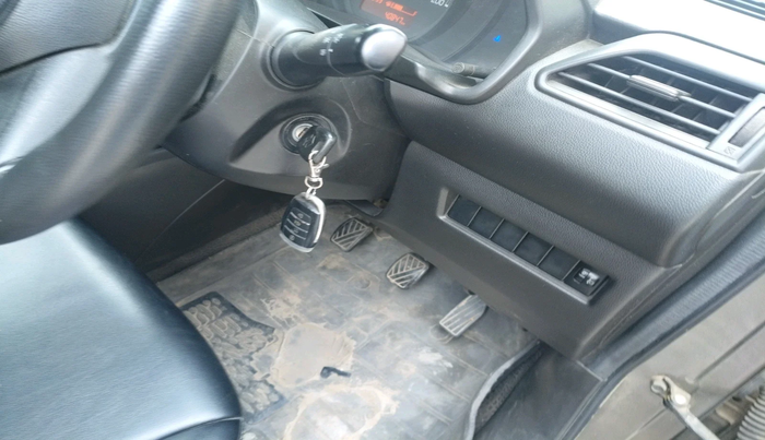 2021 Maruti Swift LXI, Petrol, Manual, 40,847 km, interior