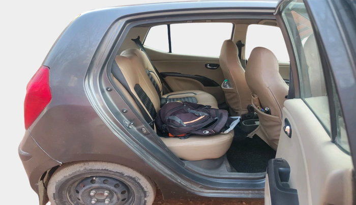 2011 Hyundai i10 MAGNA 1.2, Petrol, Manual, 1,49,468 km, interior