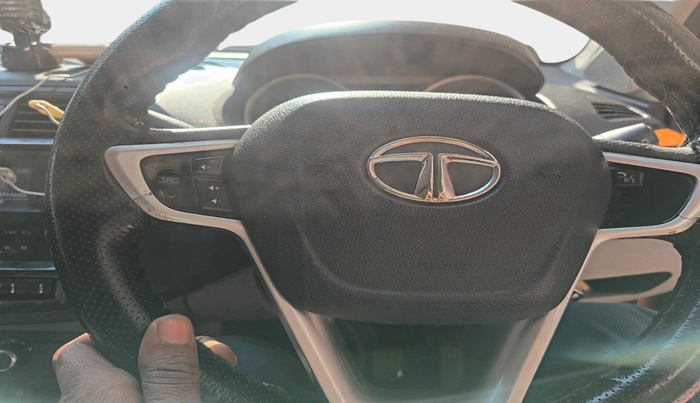 2017 Tata Tiago XZ PETROL, Petrol, Manual, 1,11,175 km, interior