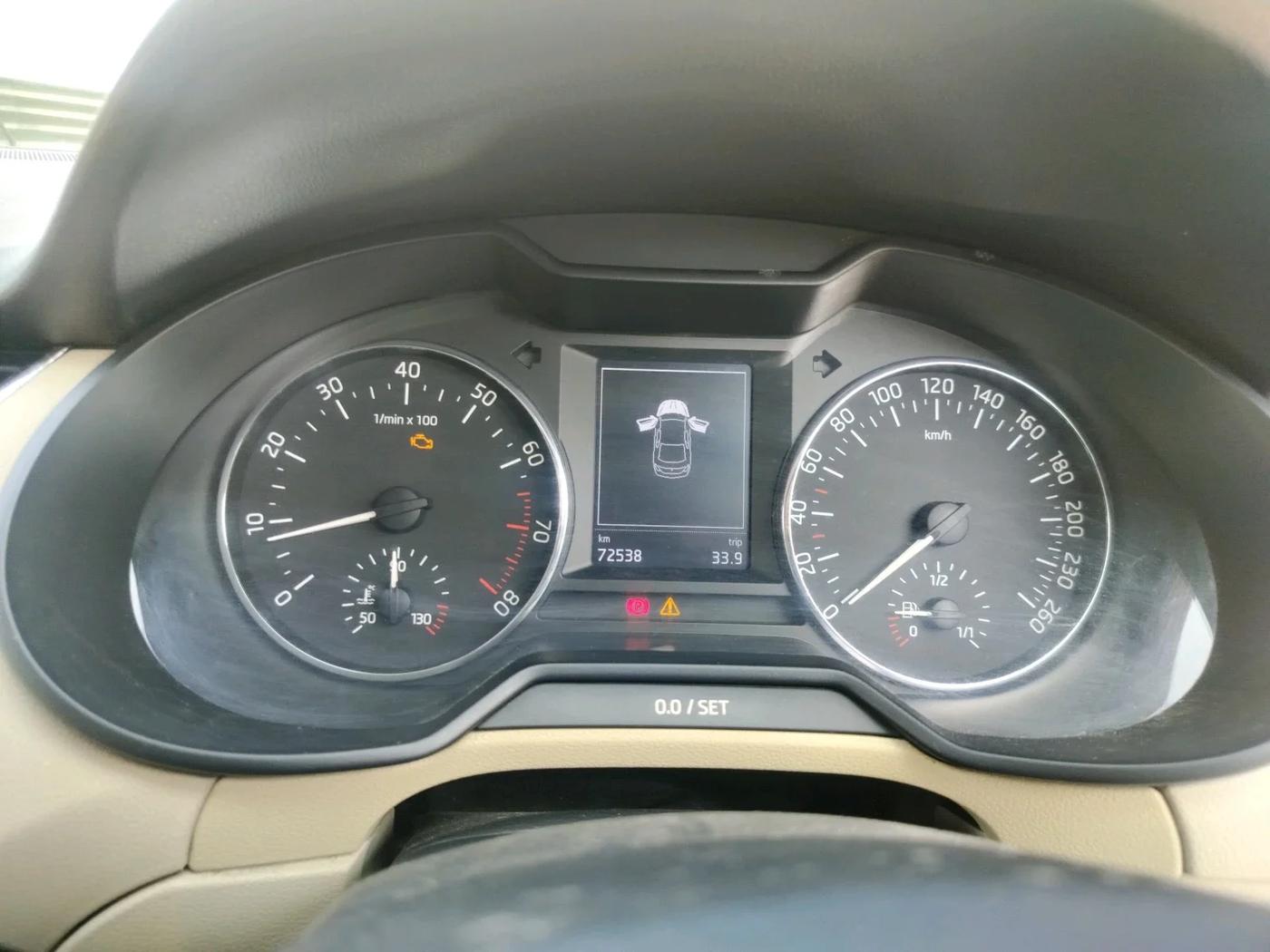 2013 Skoda Octavia STYLE 1.8 TSI AT, Petrol, Automatic, 72,700 km, interior