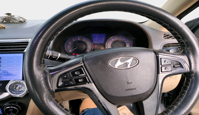 2011 Hyundai Verna FLUIDIC 1.6 VTVT SX AT, Petrol, Automatic, 57,216 km, interior