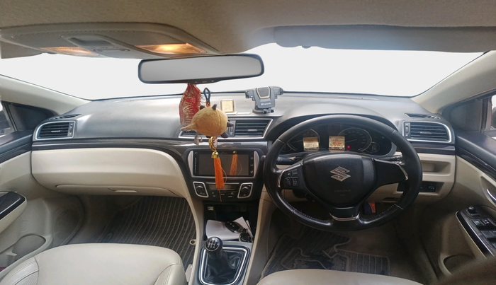 2016 Maruti Ciaz ZXI, Petrol, Manual, 76,683 km, interior