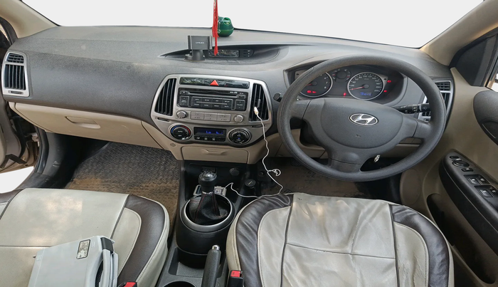 2013 Hyundai i20 MAGNA 1.2, Petrol, Manual, 1,34,647 km, interior