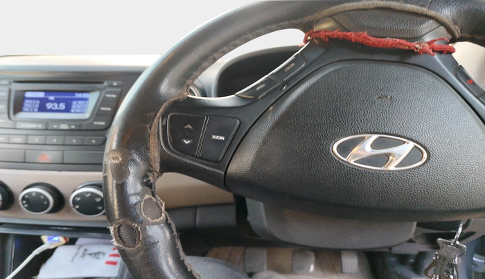 2014 Hyundai Xcent S 1.2, Petrol, Manual, 1,98,026 km, interior