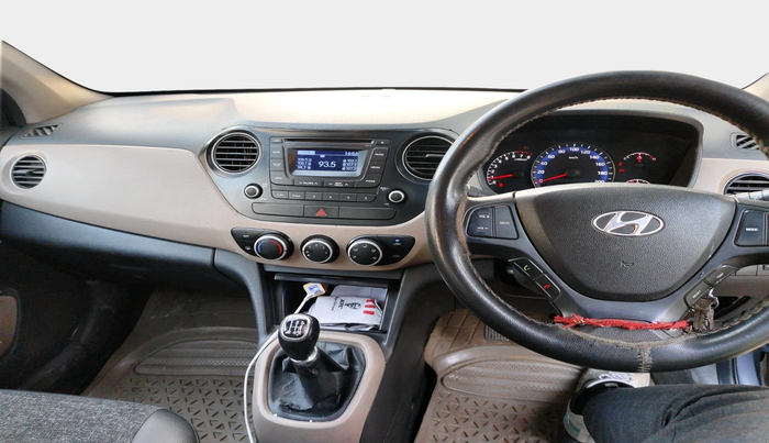 2014 Hyundai Xcent S 1.2, Petrol, Manual, 1,98,026 km, interior